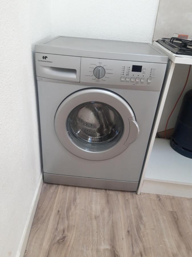 Appartement F1 Meuble 3 Personnes Aubenas Exterior photo