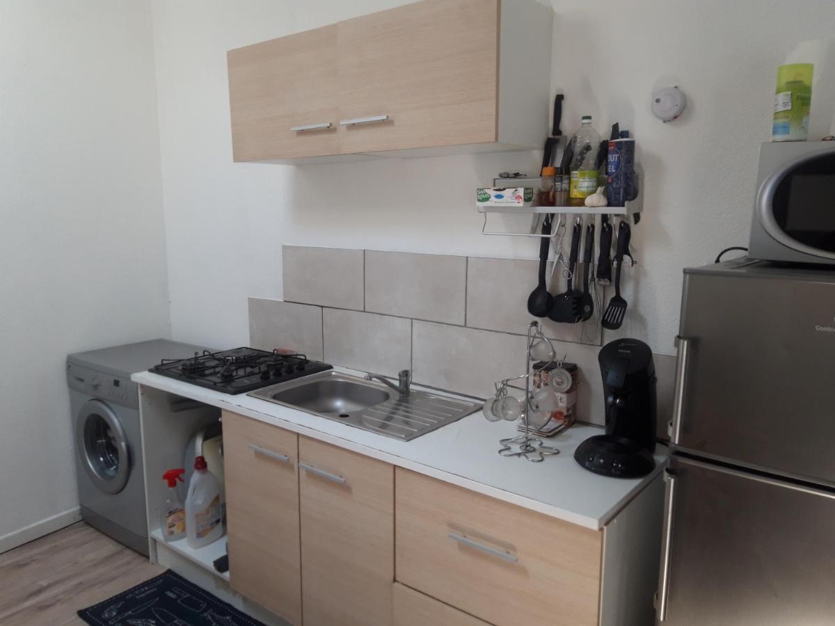 Appartement F1 Meuble 3 Personnes Aubenas Exterior photo